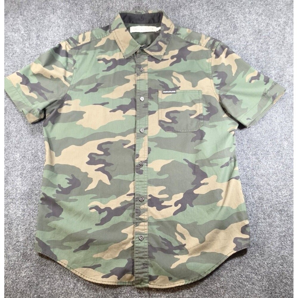 Calvin Klein Jeans Men XL Camo Short Sleeve Button Up Shirt Camouflage Pocket